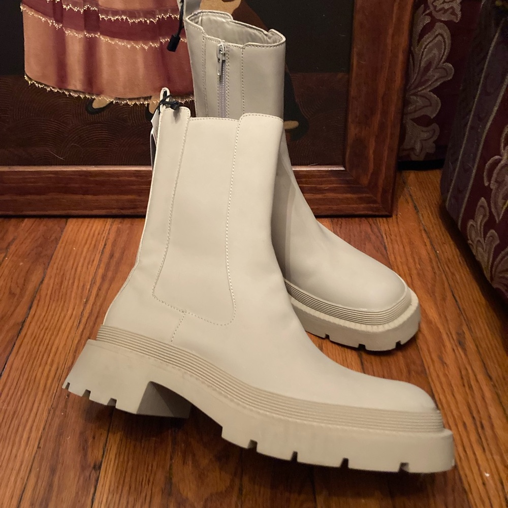 Zara Boots Size 41